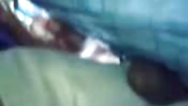 پسر خوش فيلم سكس در تلگرام شانس توسط دو milf سبزه ضرب و شتم
