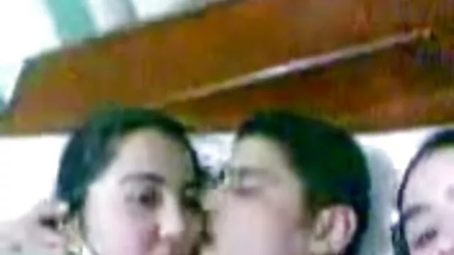 انتخاب لینک سوپر گروه سکسی به عنوان نوجوان آماتور