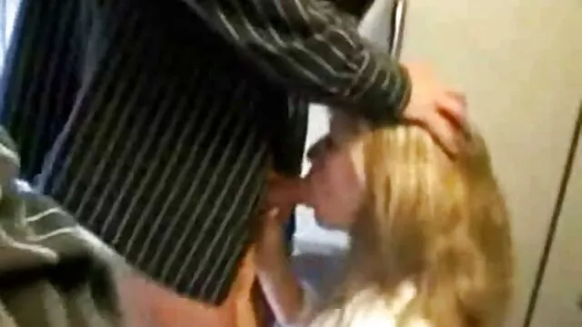 نیکی جذابیت را به پیتر North Blowjob کانال تلگرام سکسی سوپر می دهد